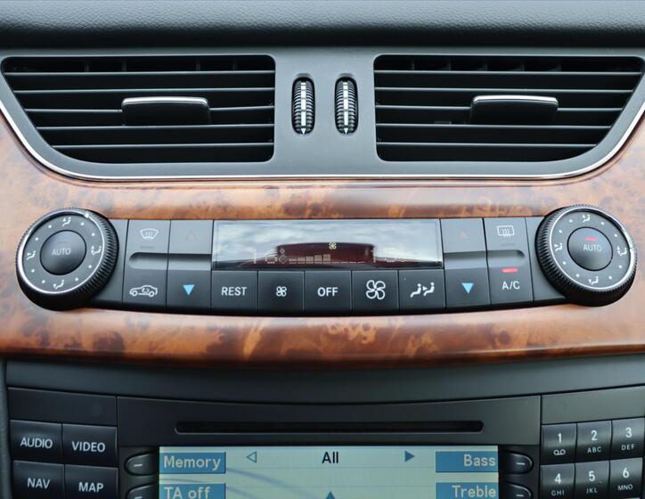 Mercedes-Benz CLS 21