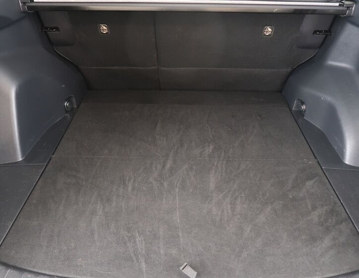 Toyota RAV4 SUV 2,5 l 131 kw