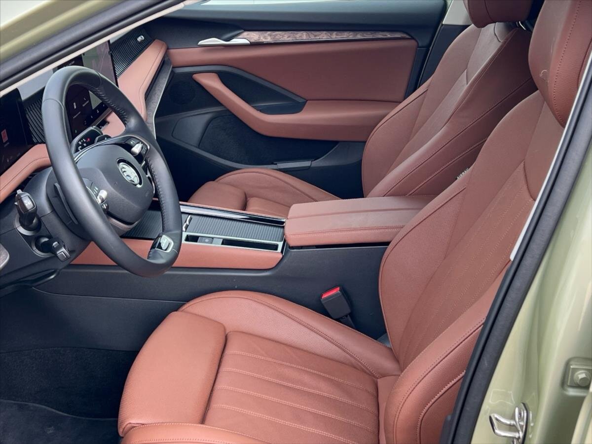 Škoda Superb Kombi 2,0 l 142 kw