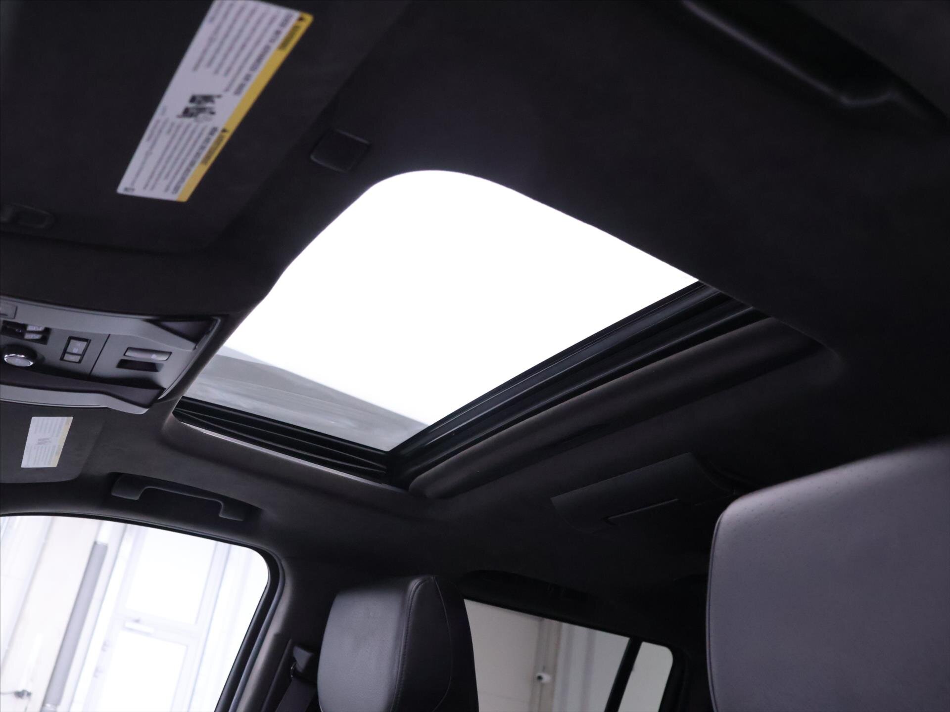 Cadillac Escalade SUV / Terénní 6,2 l 313 kw