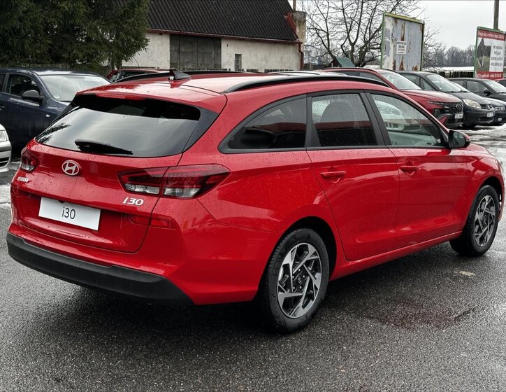 Hyundai i30 Kombi 1,5 l 70 kw