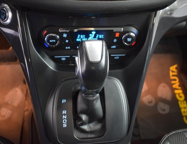 Ford Kuga SUV 2,0 l 120 kw