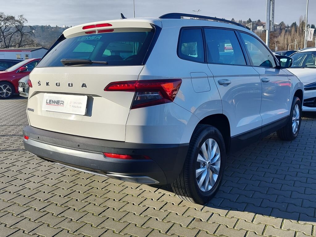 Škoda Karoq SUV 1,5 l 110 kw