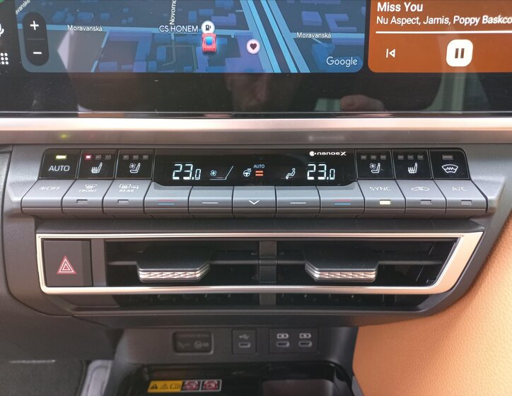 Toyota Camry Sedan 2,5 l 137 kw