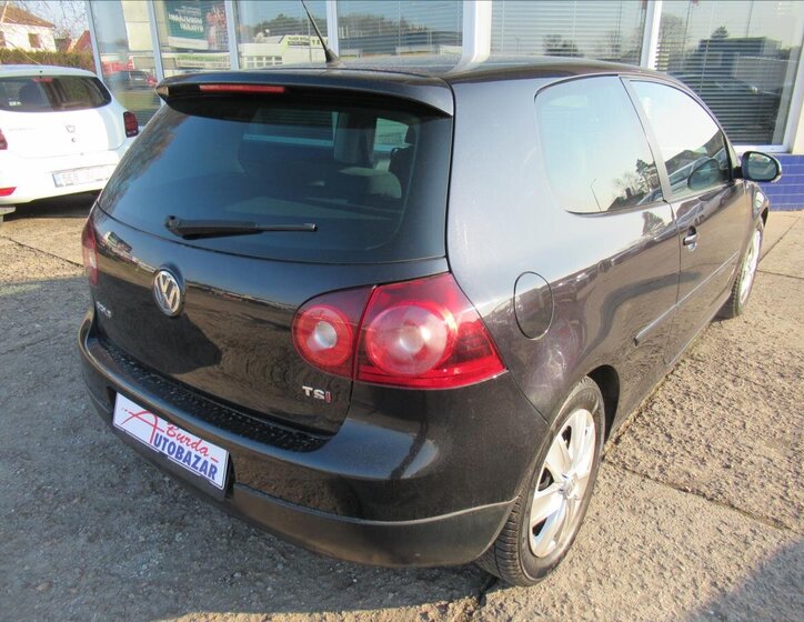 Volkswagen Golf Hatchback 1,4 l 90 kw