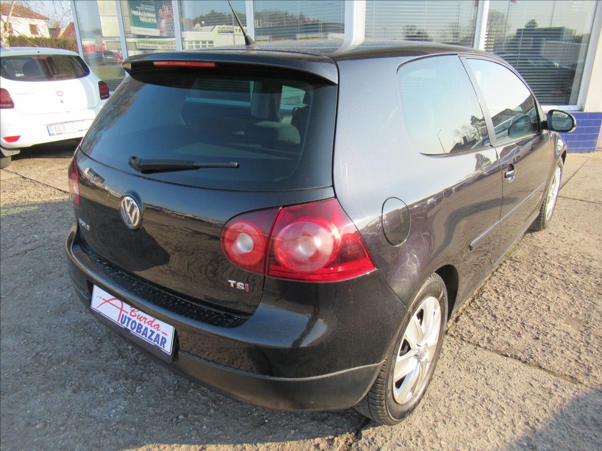 Volkswagen Golf Hatchback 1,4 l 90 kw