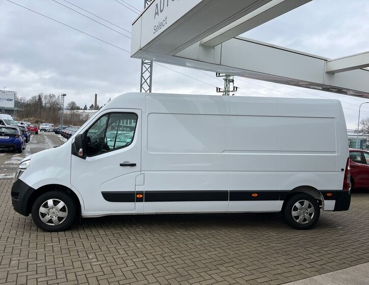 Nissan Interstar Skříň 2,3 l 100 kw