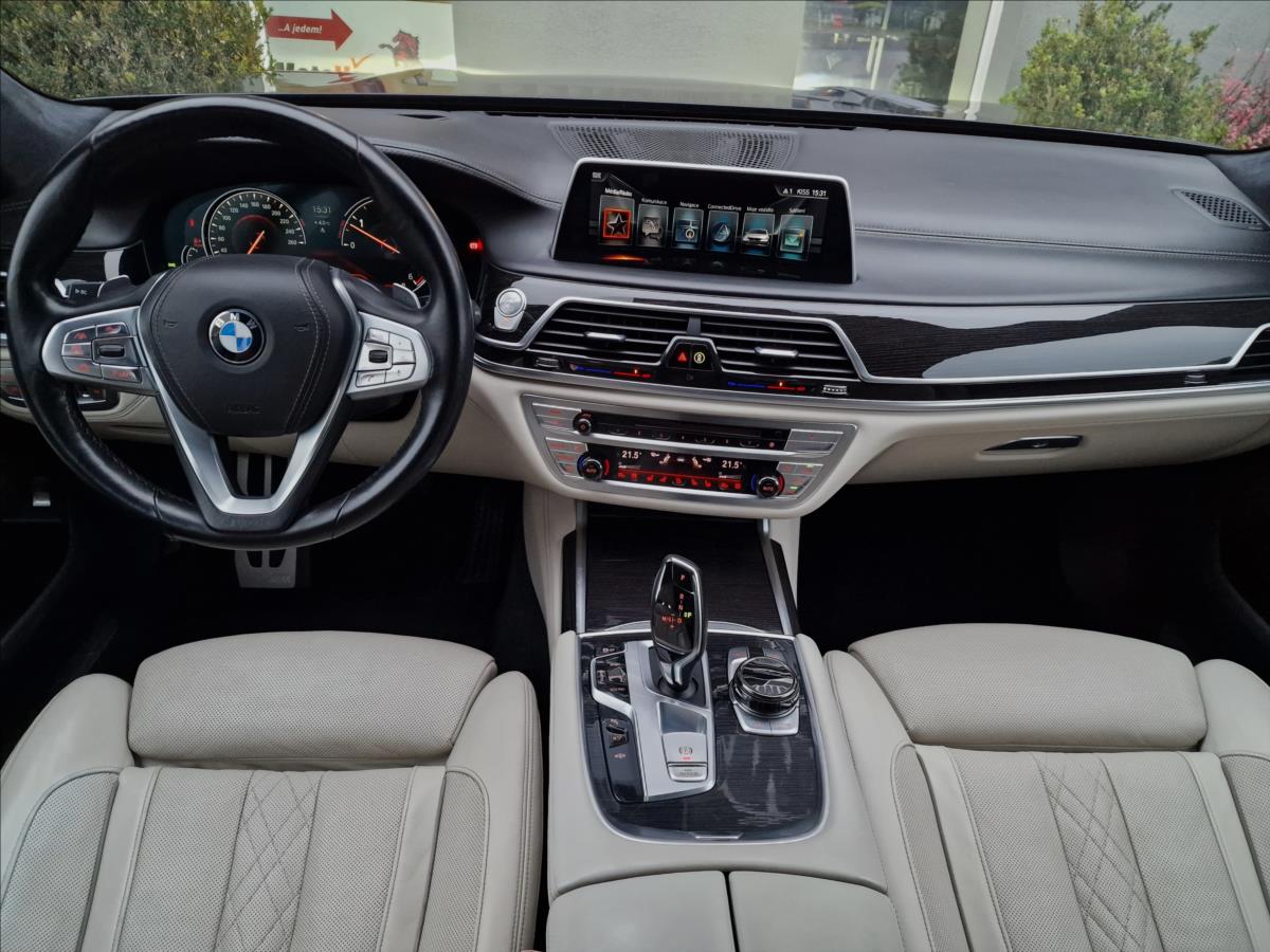 BMW Řada 7