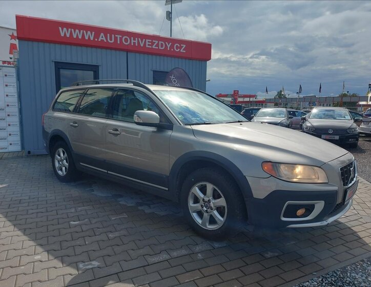 Volvo XC70 1