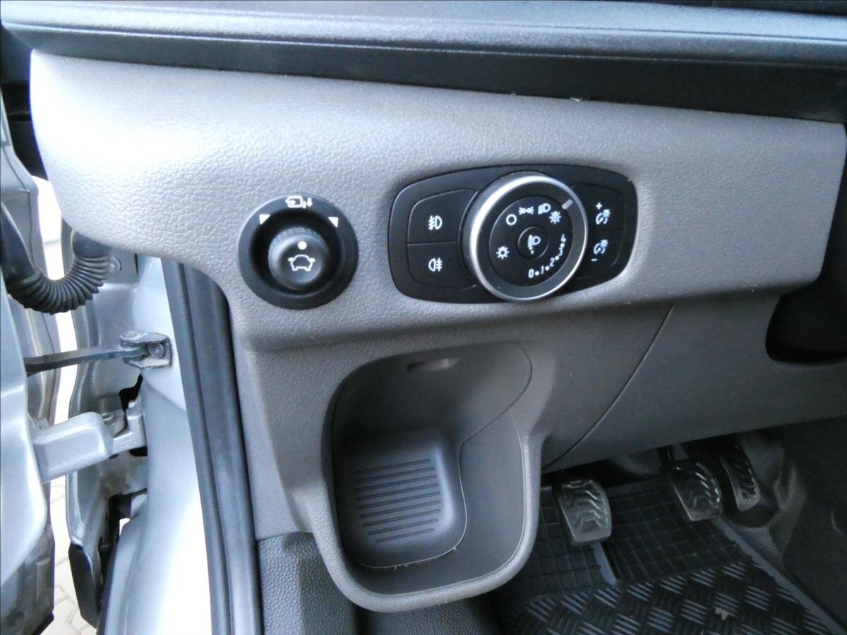 Ford Transit Ostatní 2,0 l 77 kw