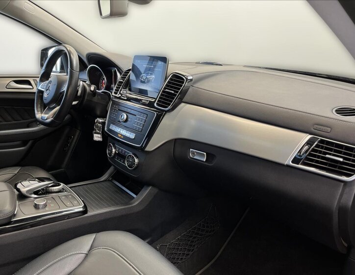 Mercedes-Benz GLE 14