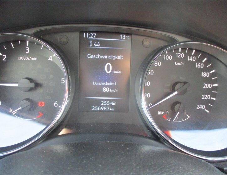 Nissan Qashqai SUV 1,6 l 96 kw