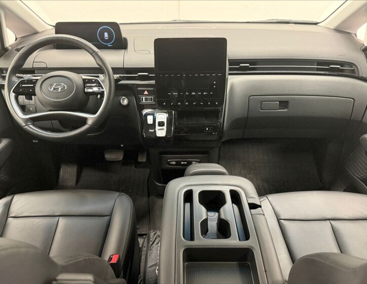 Hyundai Staria MPV 2,2 l 130 kw