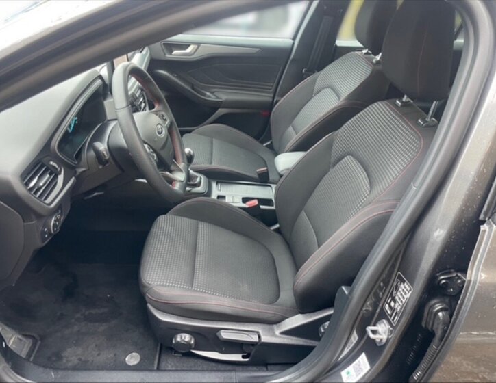 Ford Focus Kombi 999,0 114 kw