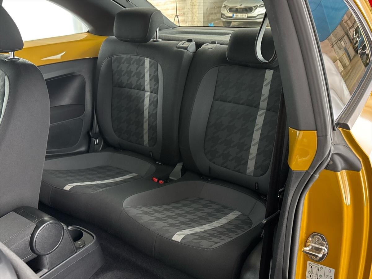 Volkswagen Beetle Hatchback 1,2 l 77 kw