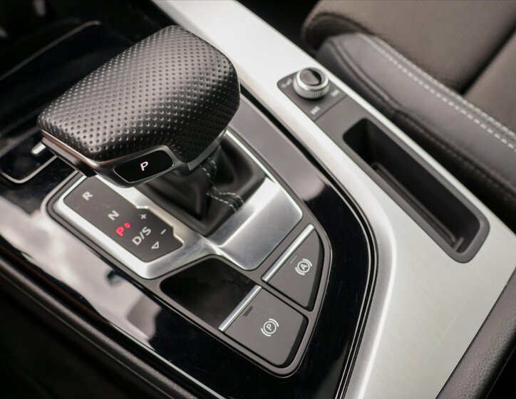 Audi A4 Kombi 2,0 l 110 kw