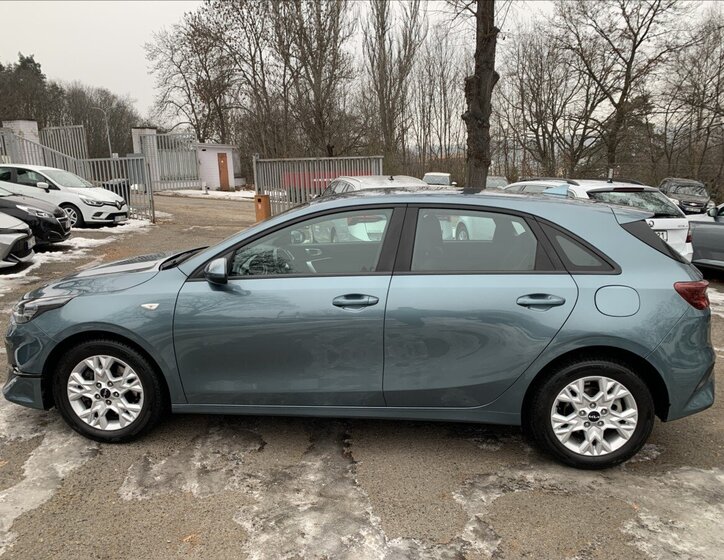 KIA Ceed Hatchback 998,0 73 kw