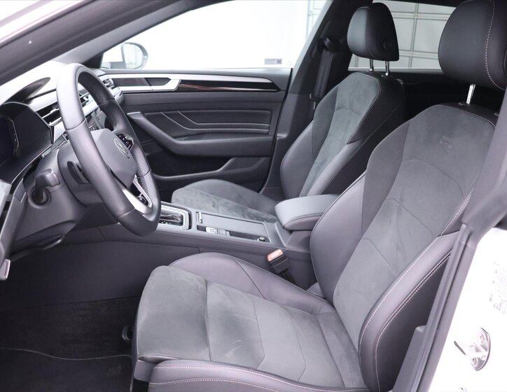 Volkswagen Arteon Kombi 2,0 l 140 kw