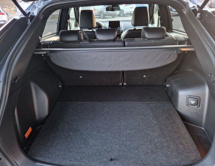 Mitsubishi Ostatní SUV / Terénní 2,4 l 138 kw