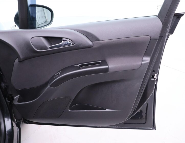 Opel Meriva MPV 1,4 l 88 kw