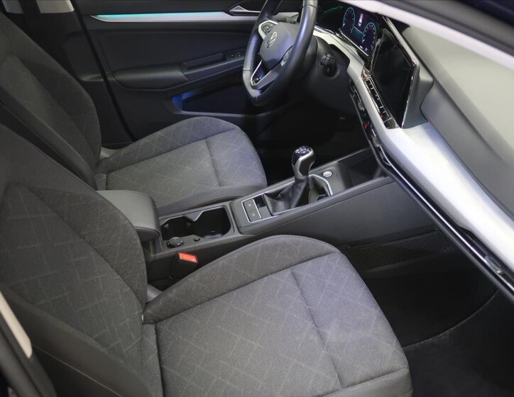 Volkswagen Golf Kombi 1,5 l 96 kw