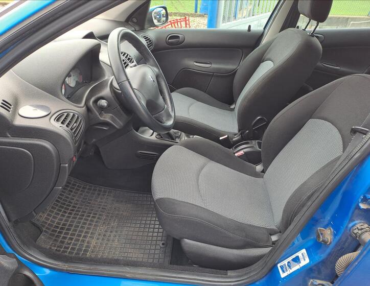 Peugeot 206 5