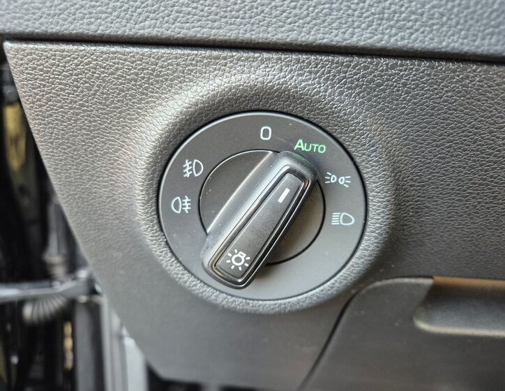 Škoda Karoq SUV 1,5 l 110 kw