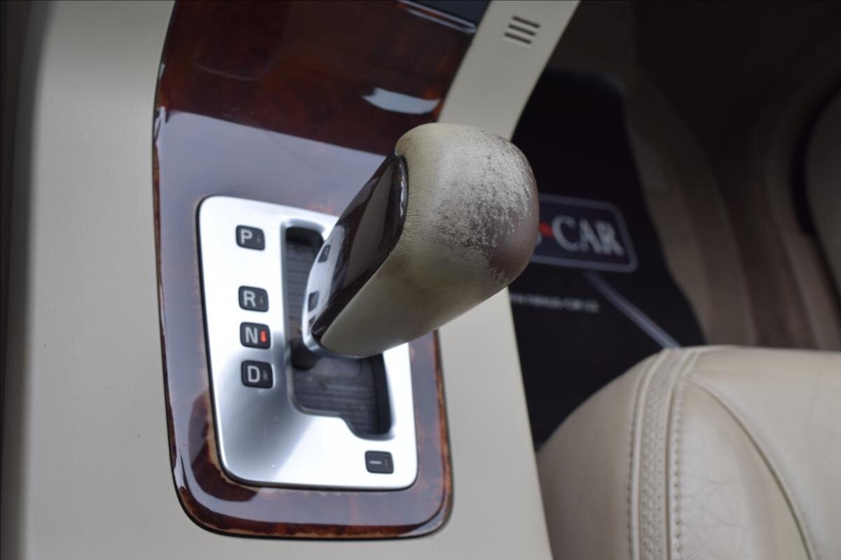 Volvo XC70 Kombi 2,4 l 120 kw