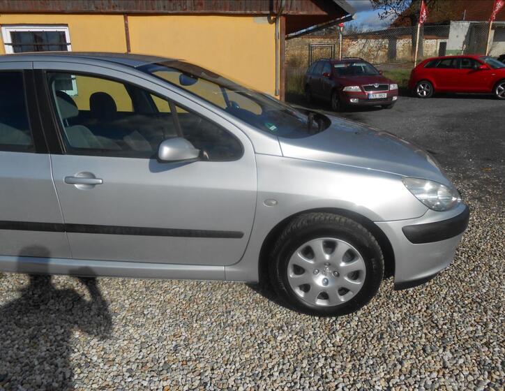 Peugeot 307 4