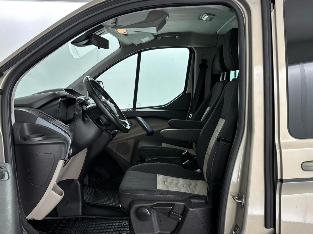 Ford Tourneo Custom Kombi 2,0 l 125 kw