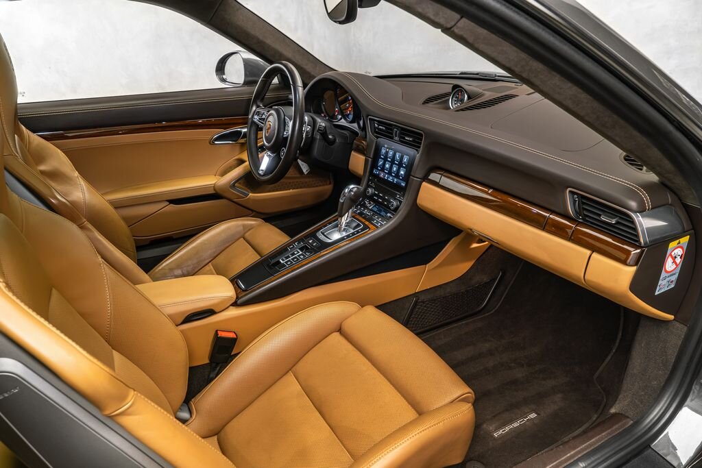 Porsche 911 Kupé 3,0 l 309 kw