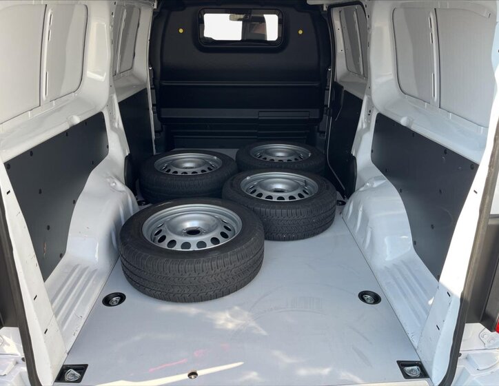 Opel Vivaro Ostatní 2,0 l 106 kw