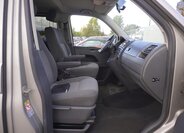 Volkswagen Caravelle 17