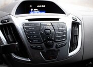 Ford Tourneo Custom 13