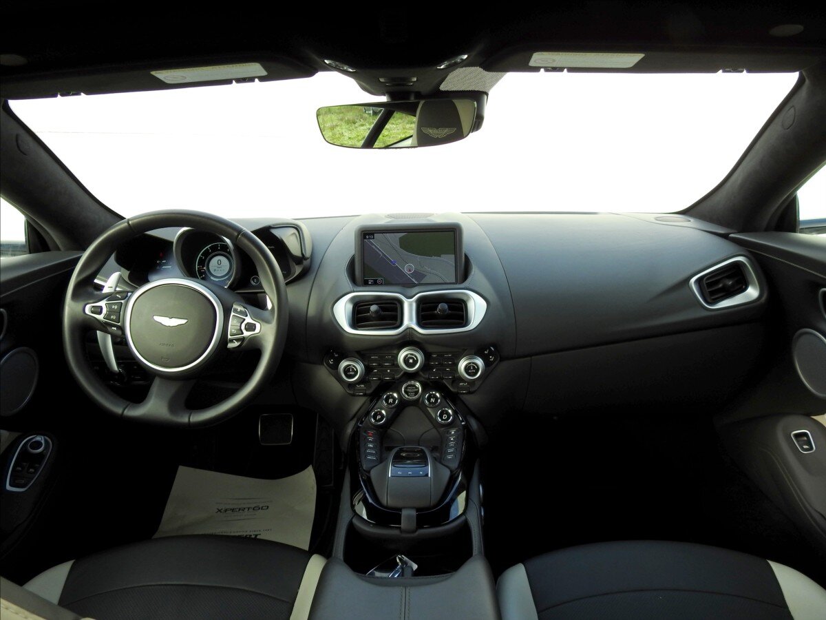 Aston Martin Vantage Kupé 4,0 l 375 kw