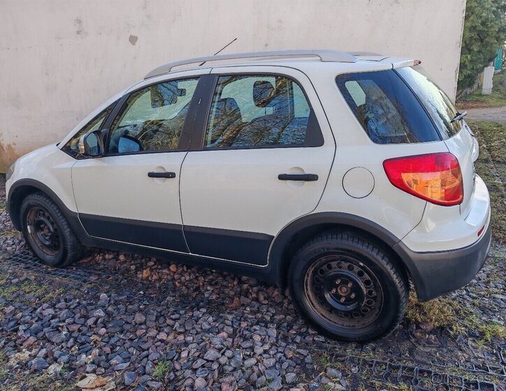 Fiat Sedici Hatchback 0,0 0