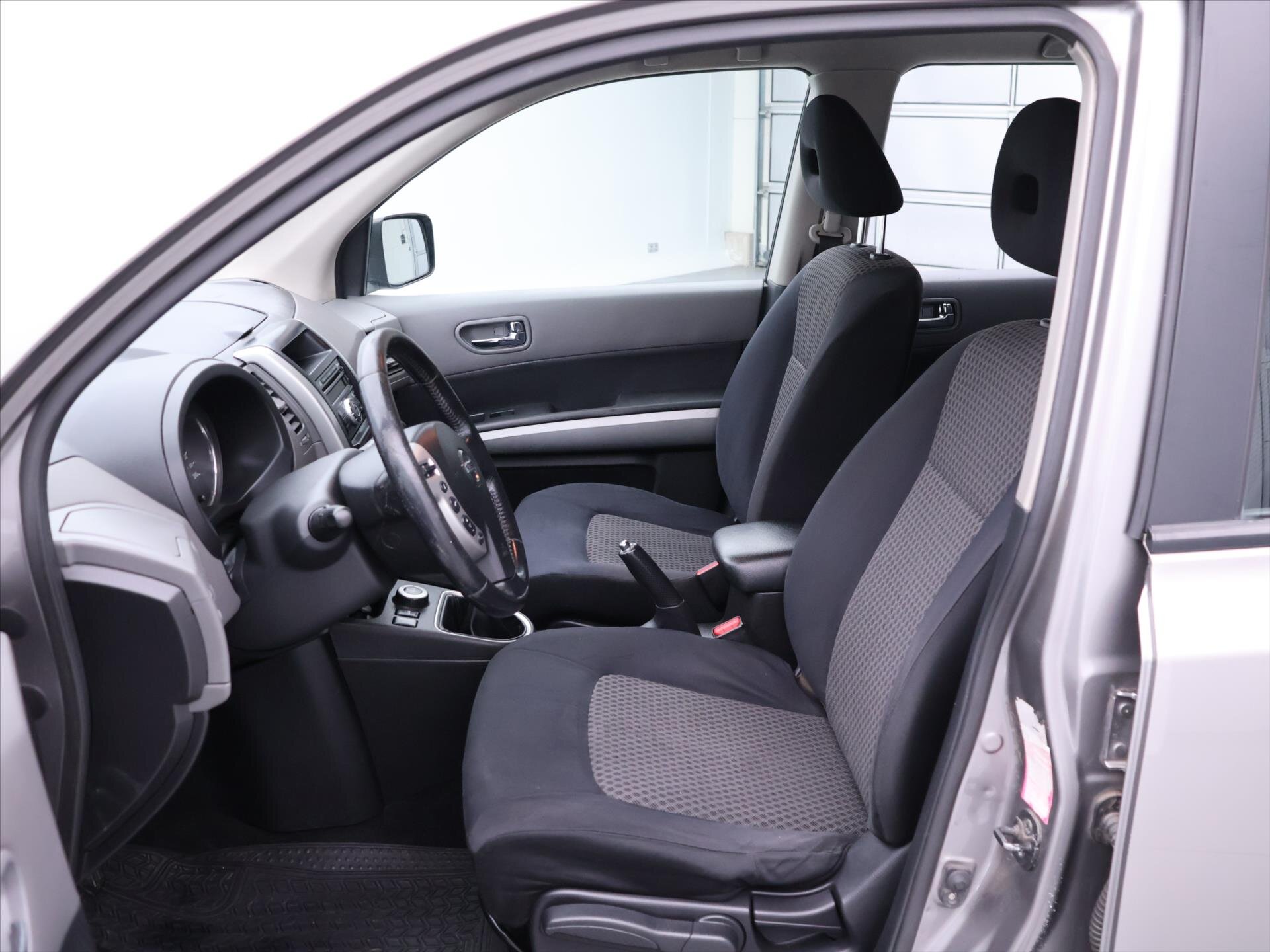 Nissan X-Trail SUV / Terénní 2,0 l 110 kw