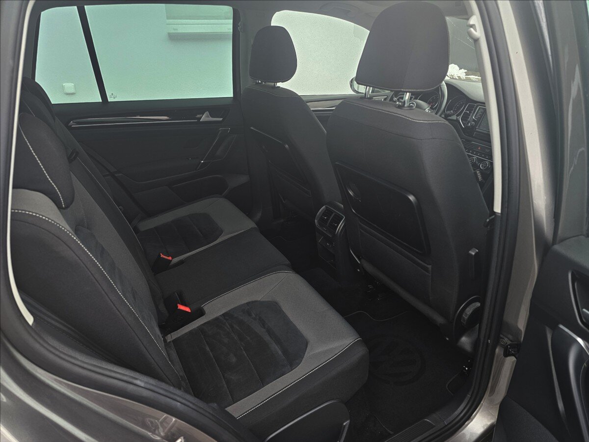 Volkswagen Golf Sportsvan Kombi 1,4 l 110 kw