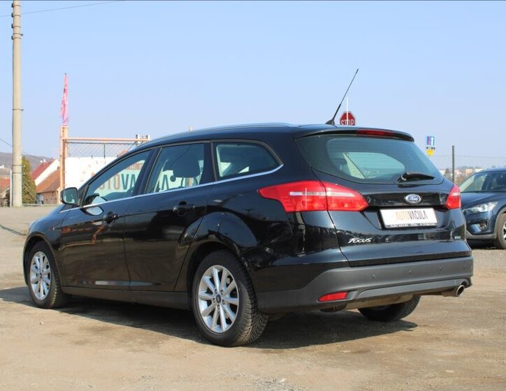 Ford Focus Kombi 1,5 l 110 kw