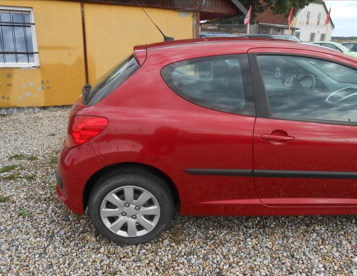 Peugeot 207 5