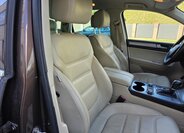 Volkswagen Touareg SUV / Terénní 4,1 l 250 kw