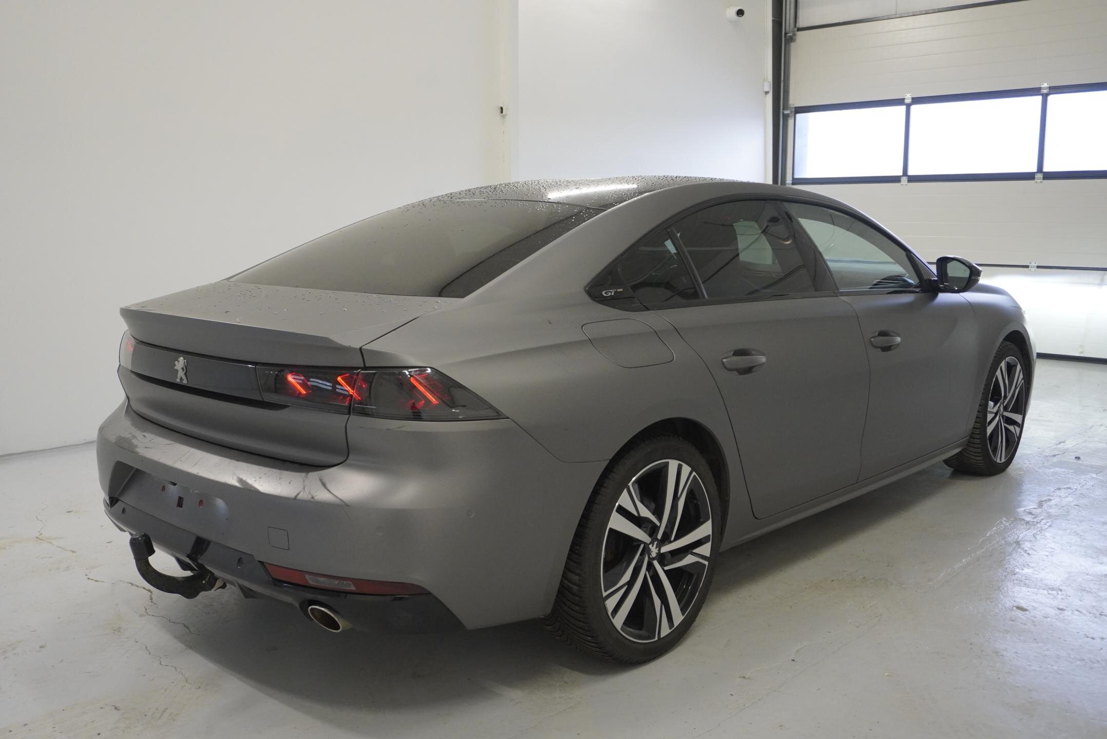 Peugeot 508 Liftback 1,6 l 165 kw