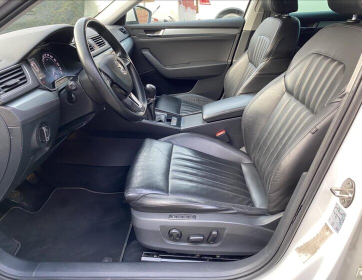 Škoda Superb Kombi 2,0 l 110 kw