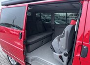 Volkswagen Multivan 12