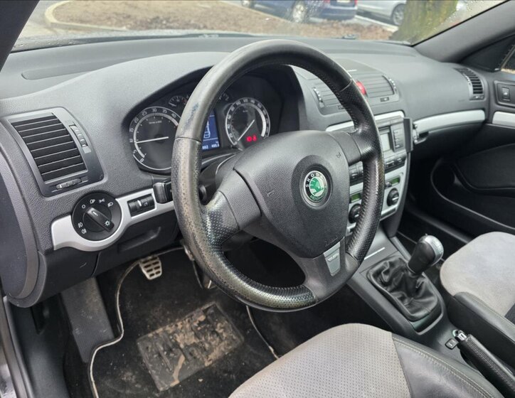 Škoda Octavia Kombi 2,0 l 125 kw