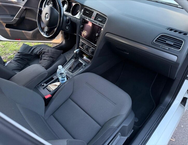 Volkswagen Golf Kombi 2,0 l 110 kw