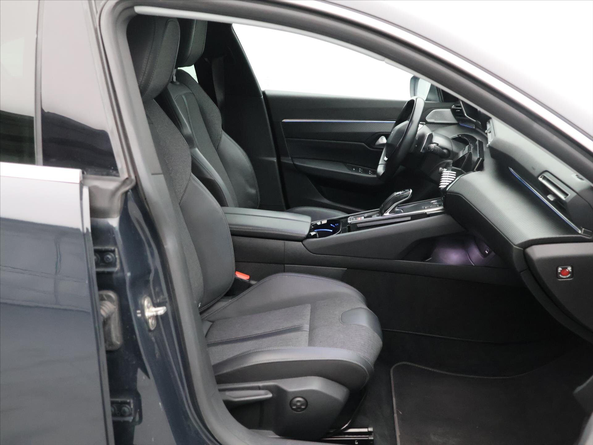 Peugeot 508 Liftback 1,6 l 133 kw