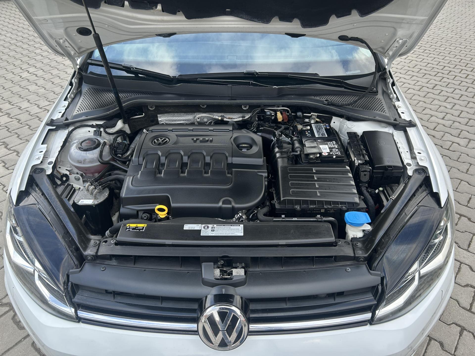 Volkswagen Golf Kombi 2,0 l 110 kw