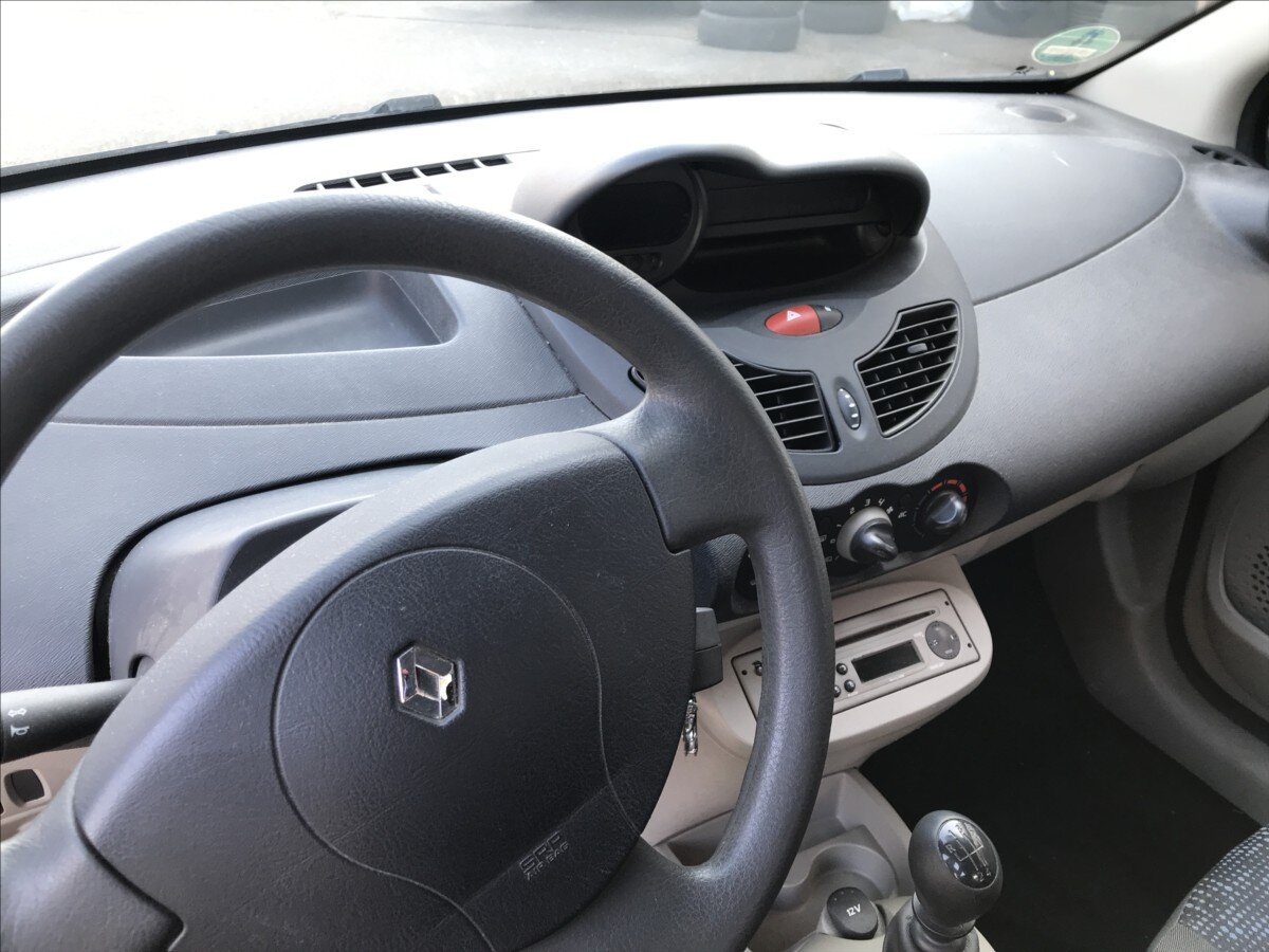 Renault Twingo Hatchback 1,1 l 43 kw