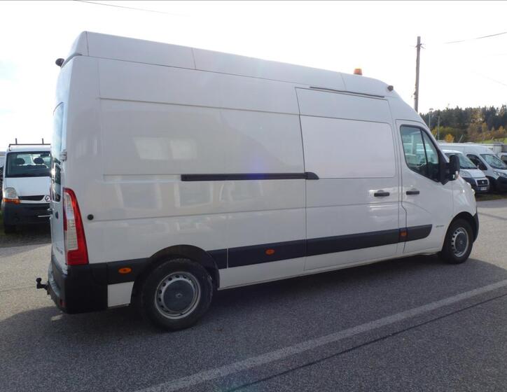 Renault Master 8